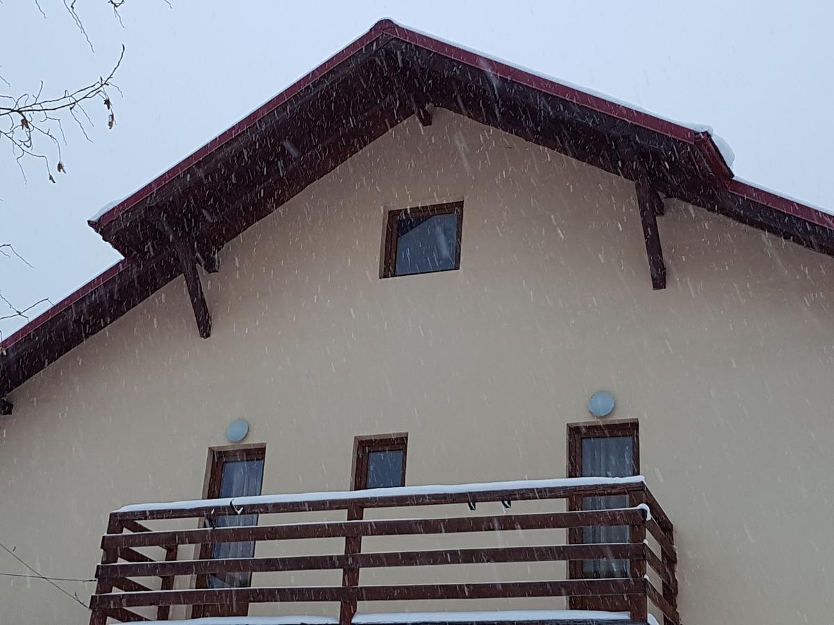 Vila Carmen Cazaci Buitenkant foto
