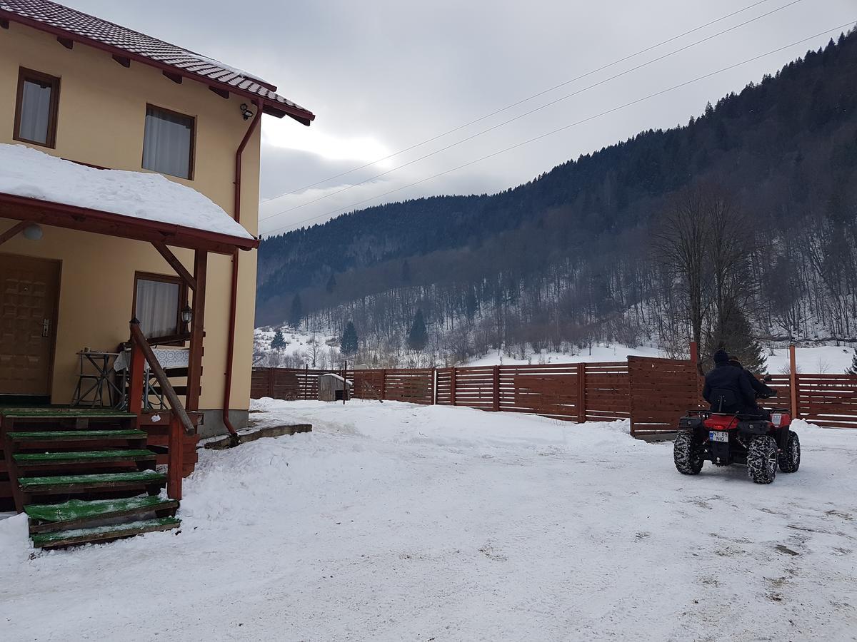 Vila Carmen Cazaci Buitenkant foto
