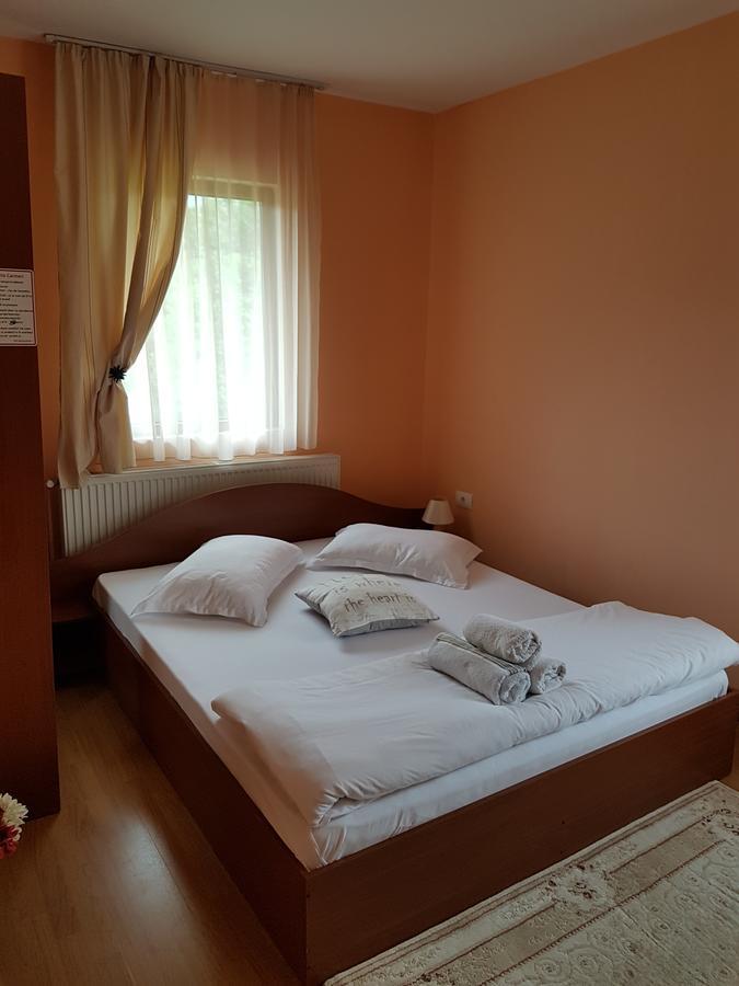 Vila Carmen Cazaci Buitenkant foto